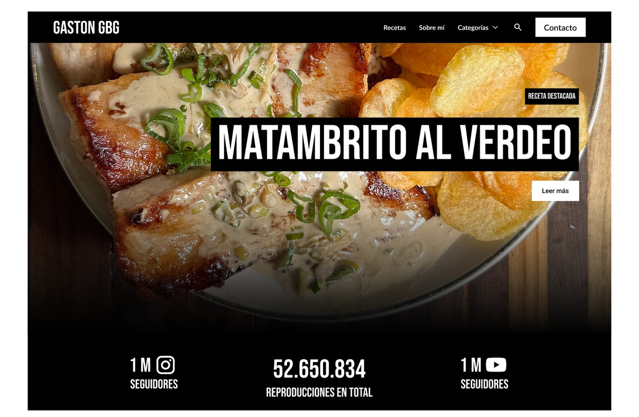 La portada del sitio entregado a pantalla completa: la foto del matambrito al verdeo ocupando el ancho, el nombre de la receta destacada sobre una placa negra y, al pie, la barra con las cifras del canal.