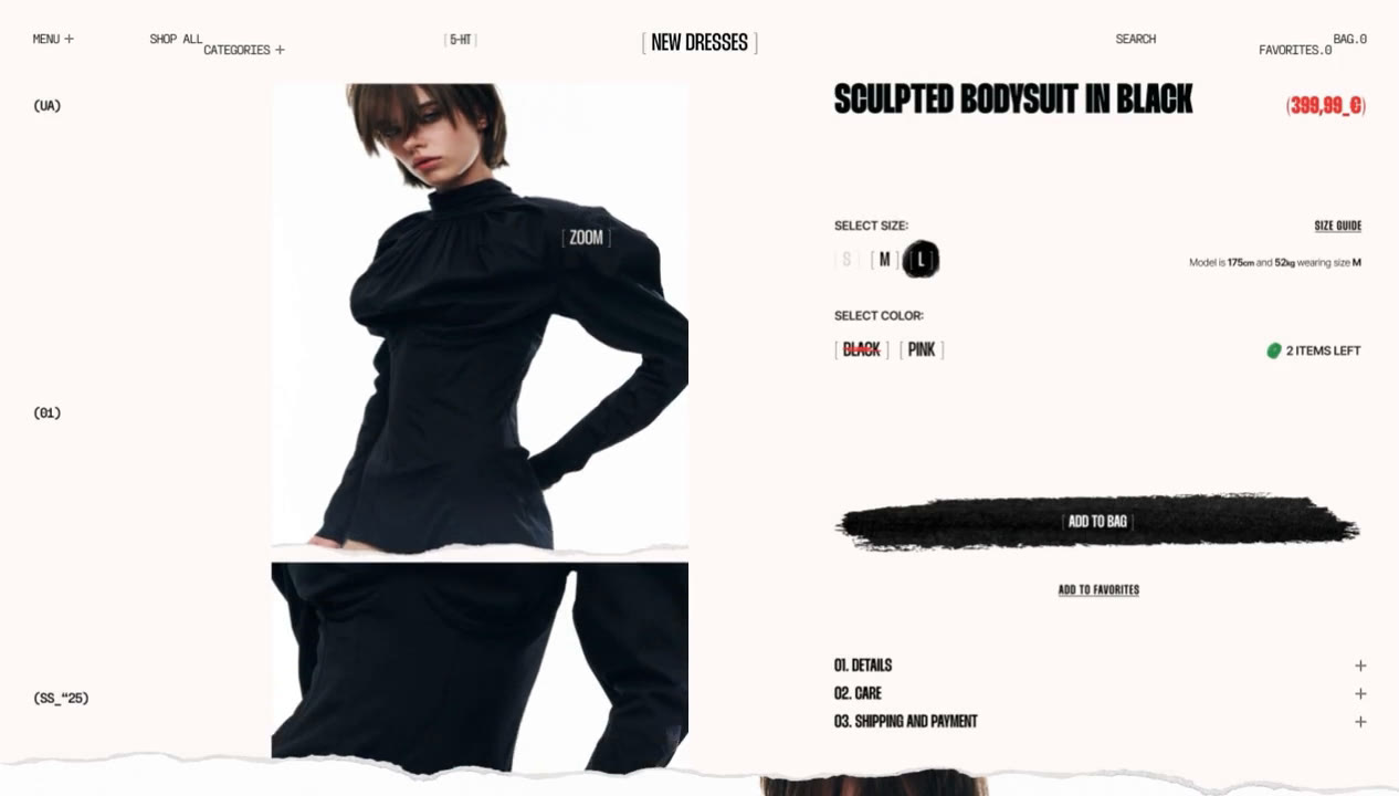 La ficha de un producto: a la izquierda dos fotos de la prenda puesta, a la derecha el nombre «sculpted bodysuit in black» con su precio, el selector de talle, el de color, el aviso de que quedan dos unidades, el botón de agregar a la bolsa y los desplegables de detalles, cuidado y envío.