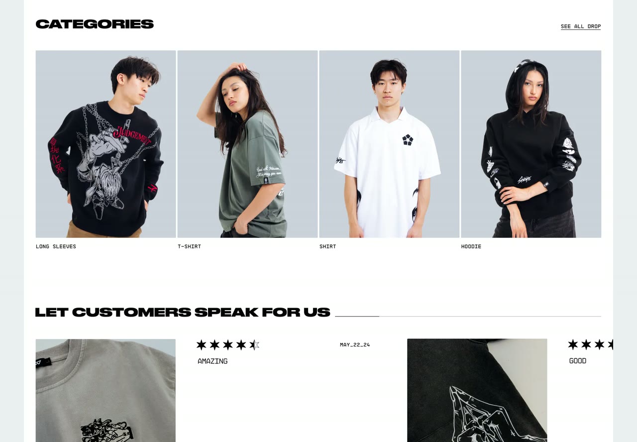 La grilla de categorías de la tienda —remeras, buzos, camisas, hoodies— y, debajo, la sección de reseñas de clientes con su calificación en estrellas.